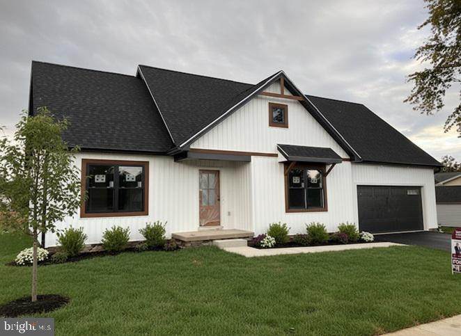 621 Spring Ave - Photo 1