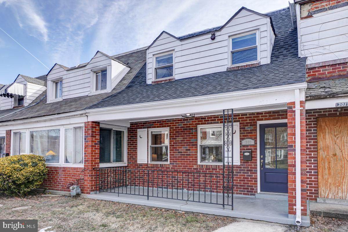 303 34TH Street - Photo 1