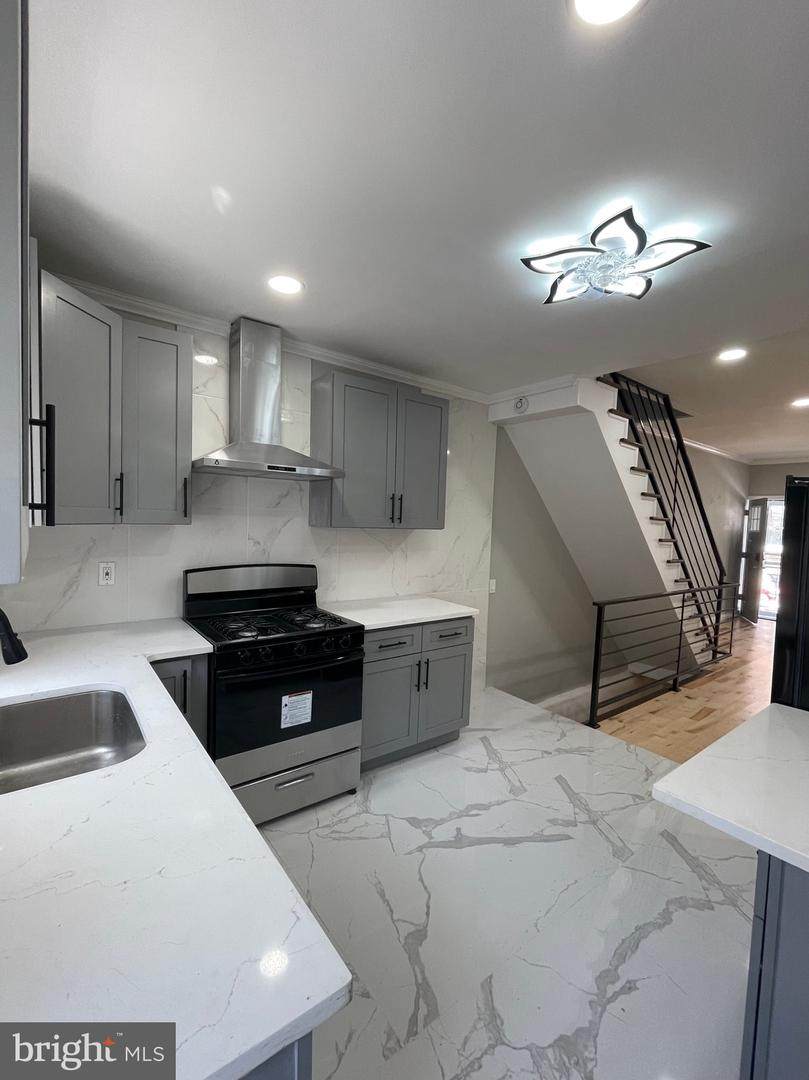 1804 Tree Street - Photo 1