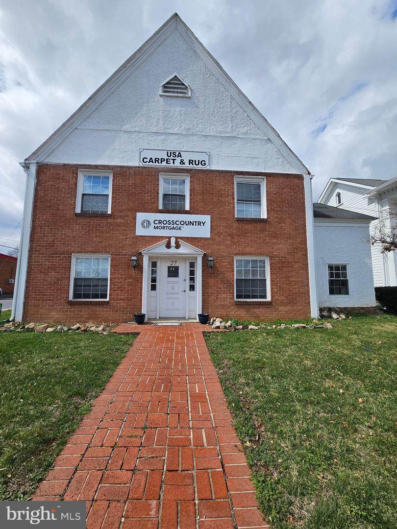 27 Royal Avenue - Photo 1
