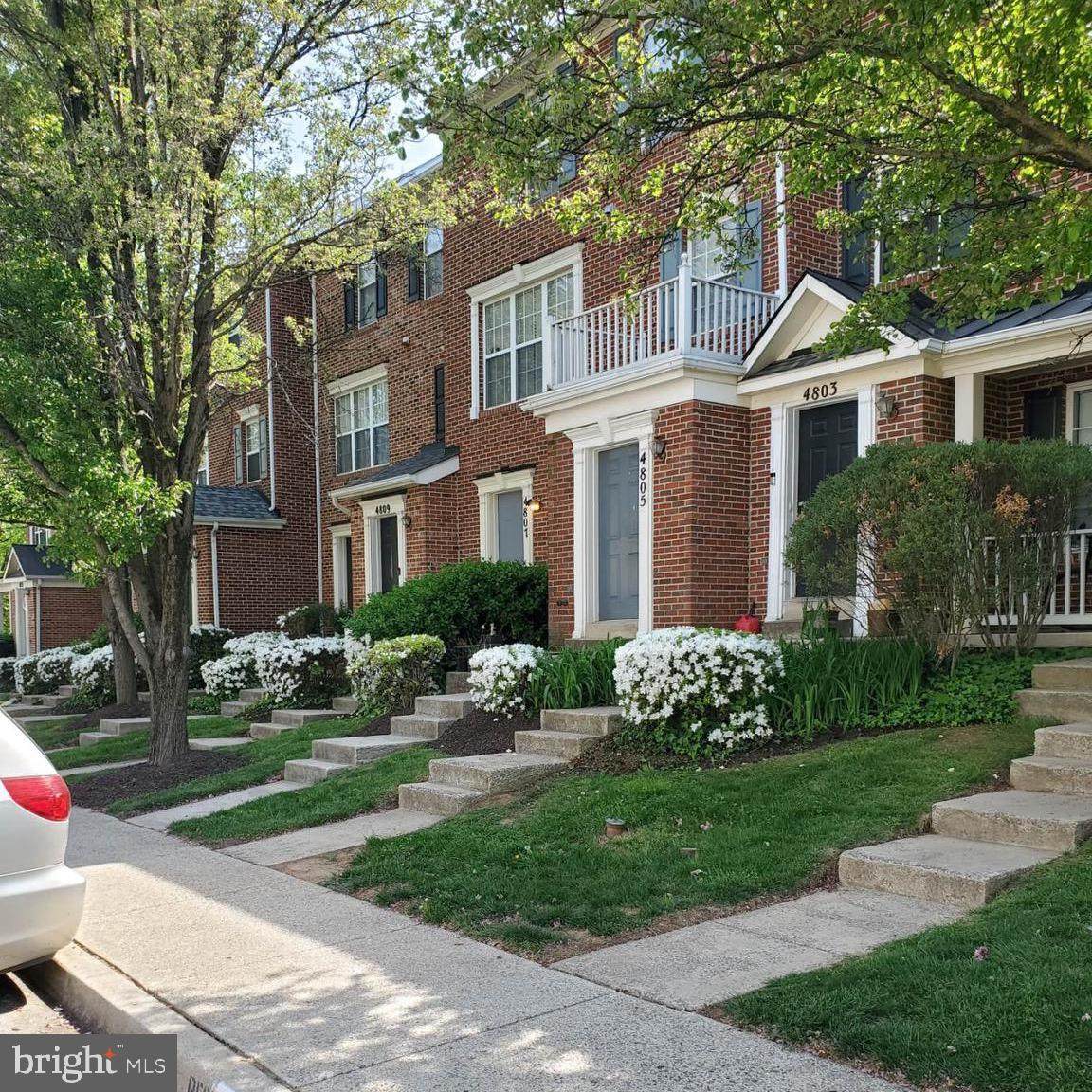 4807 Waltonshire - Photo 1