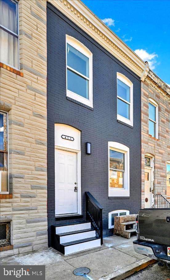 411 Furrow Street - Photo 1