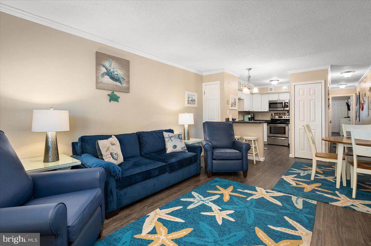 1206 Saint Louis Avenue - Photo 1