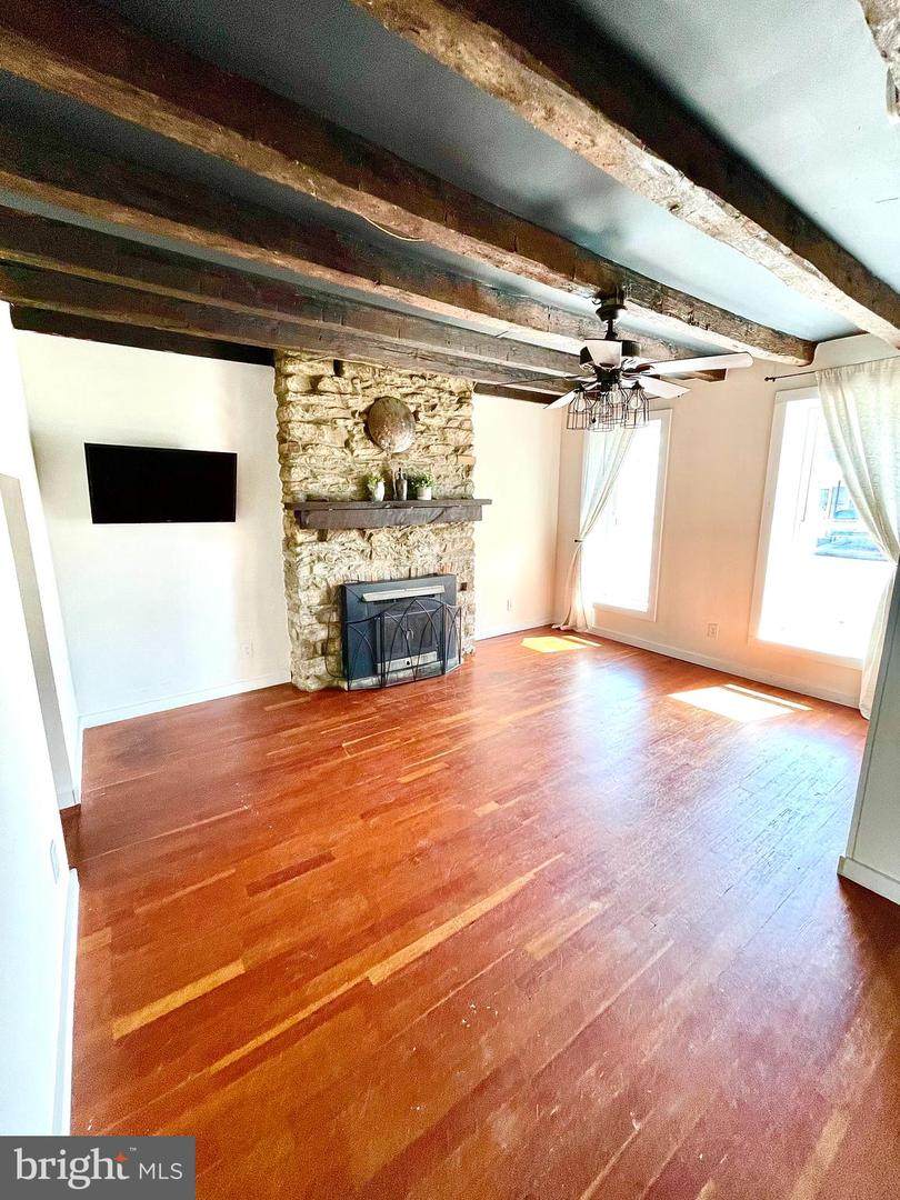 11940 Main Street - Photo 1