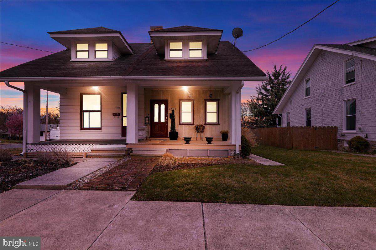1404 Elm Street - Photo 1
