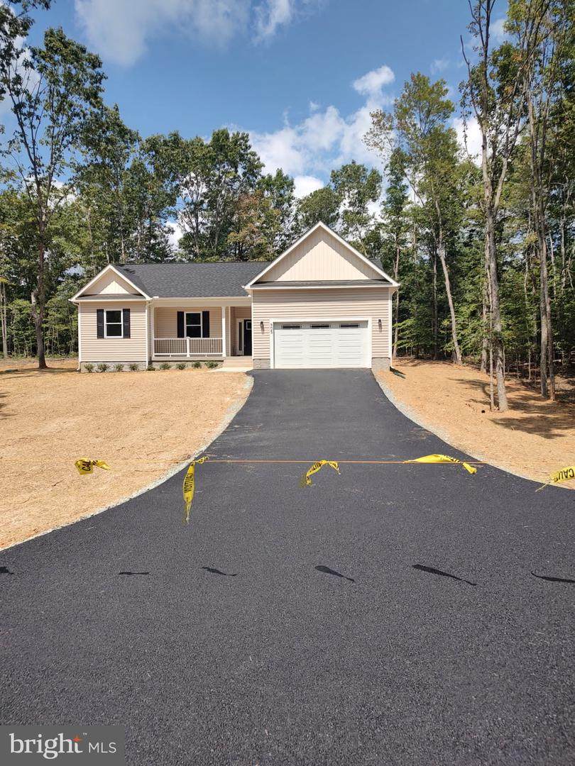 905 Pinehurst Rd - Photo 1