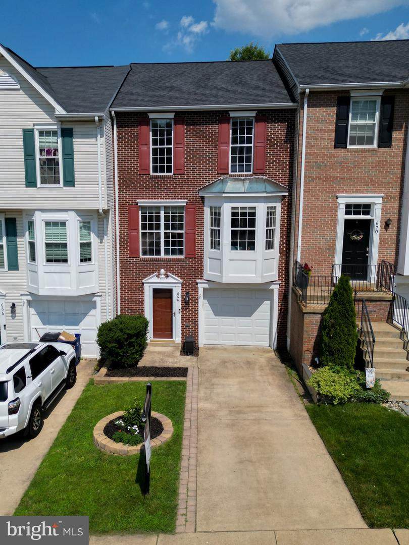 668 Tammy Terrace - Photo 1