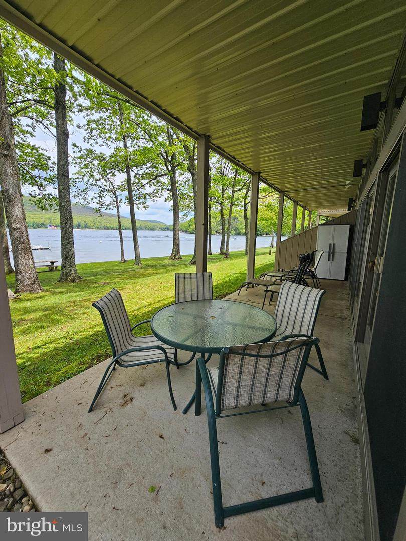 939 Glendale Road - Photo 1