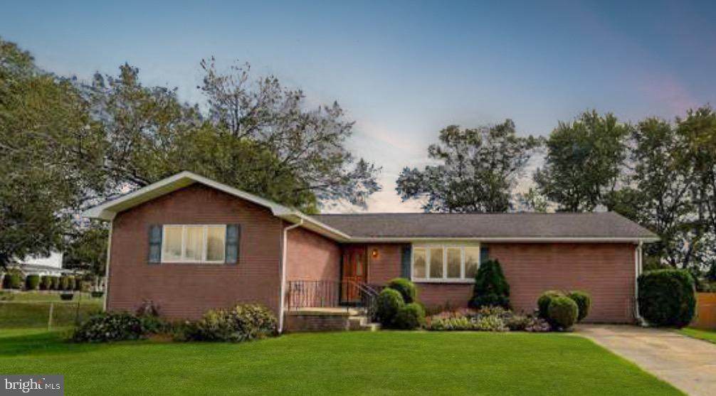 24 Carl Sandburg Drive - Photo 1