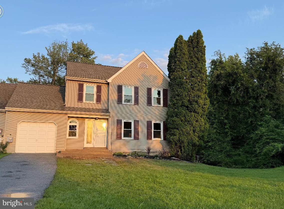 414 Windsor Circle - Photo 1