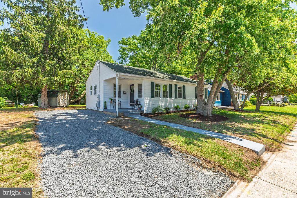 305 Prince Street - Photo 1