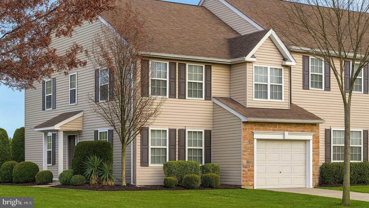 12 Wayne Court - Photo 1