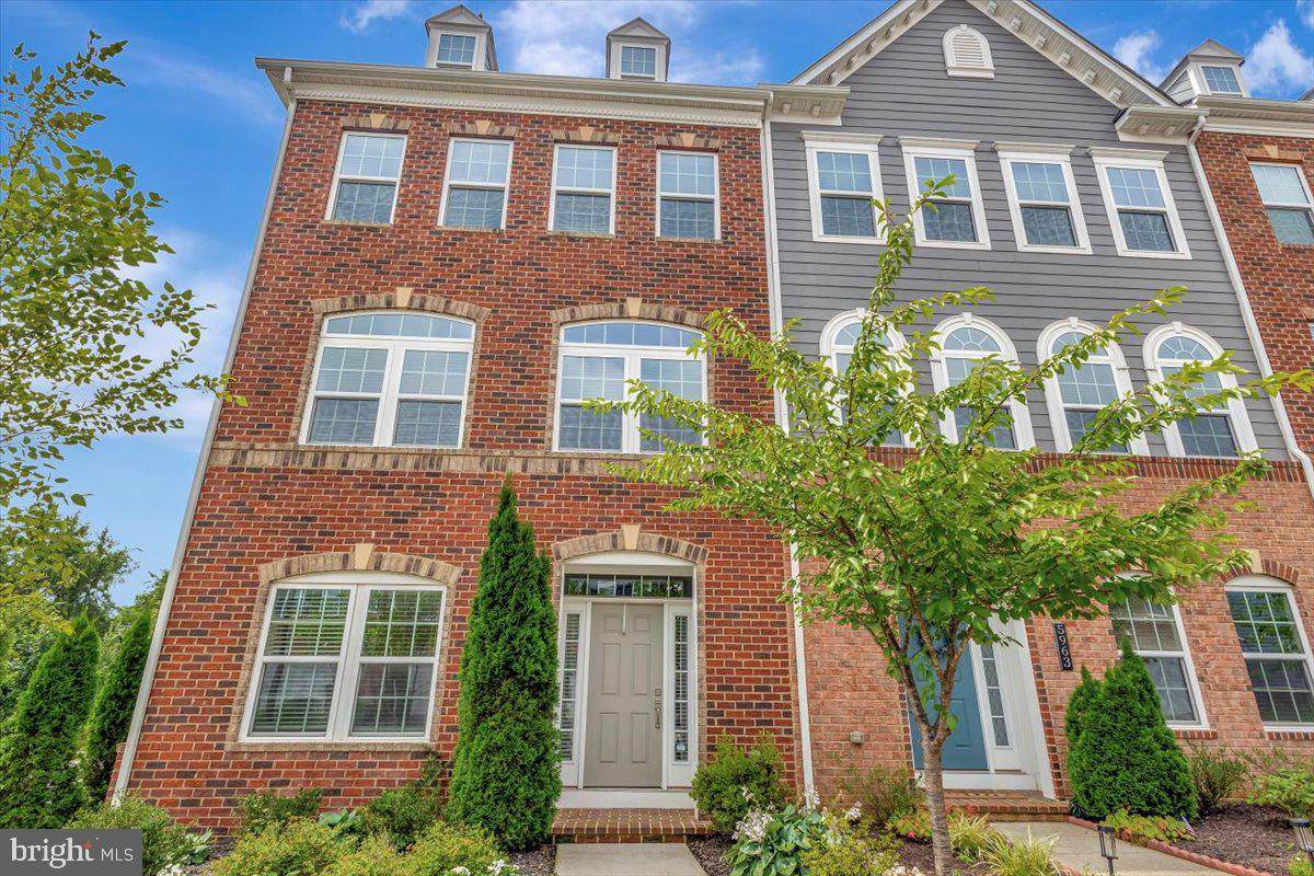 5961 Glen Willow Way - Photo 1