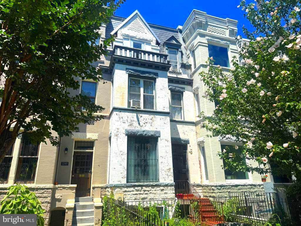 1347 Irving Street - Photo 1