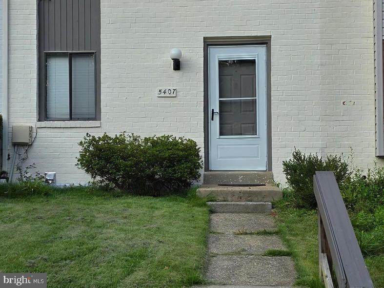 5407 Fallriver Row Court - Photo 1