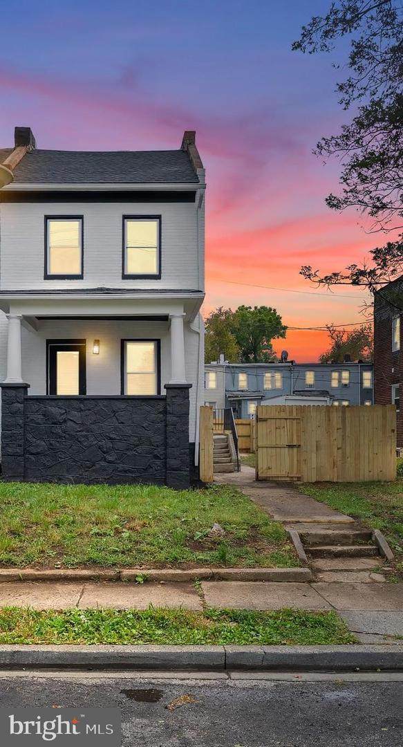 4011 Oakford Avenue - Photo 1