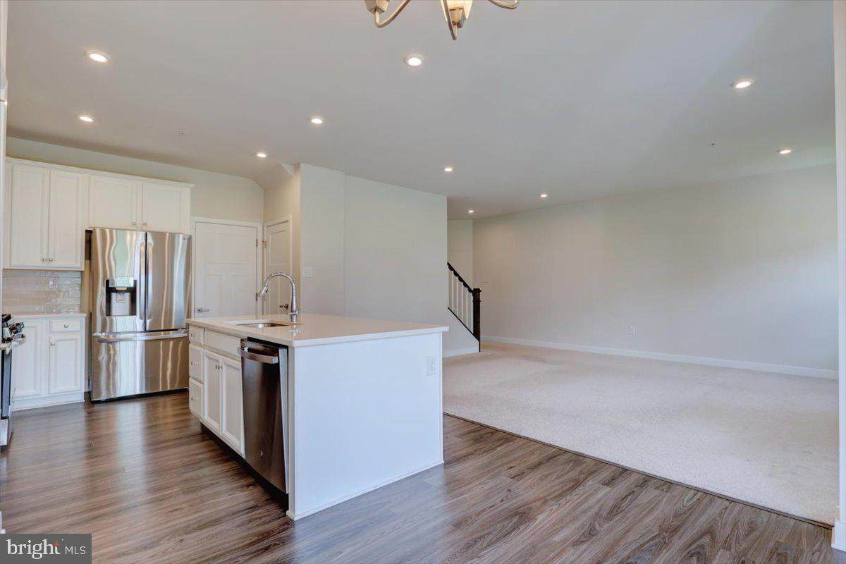 1050 Moscariello Lane - Photo 1