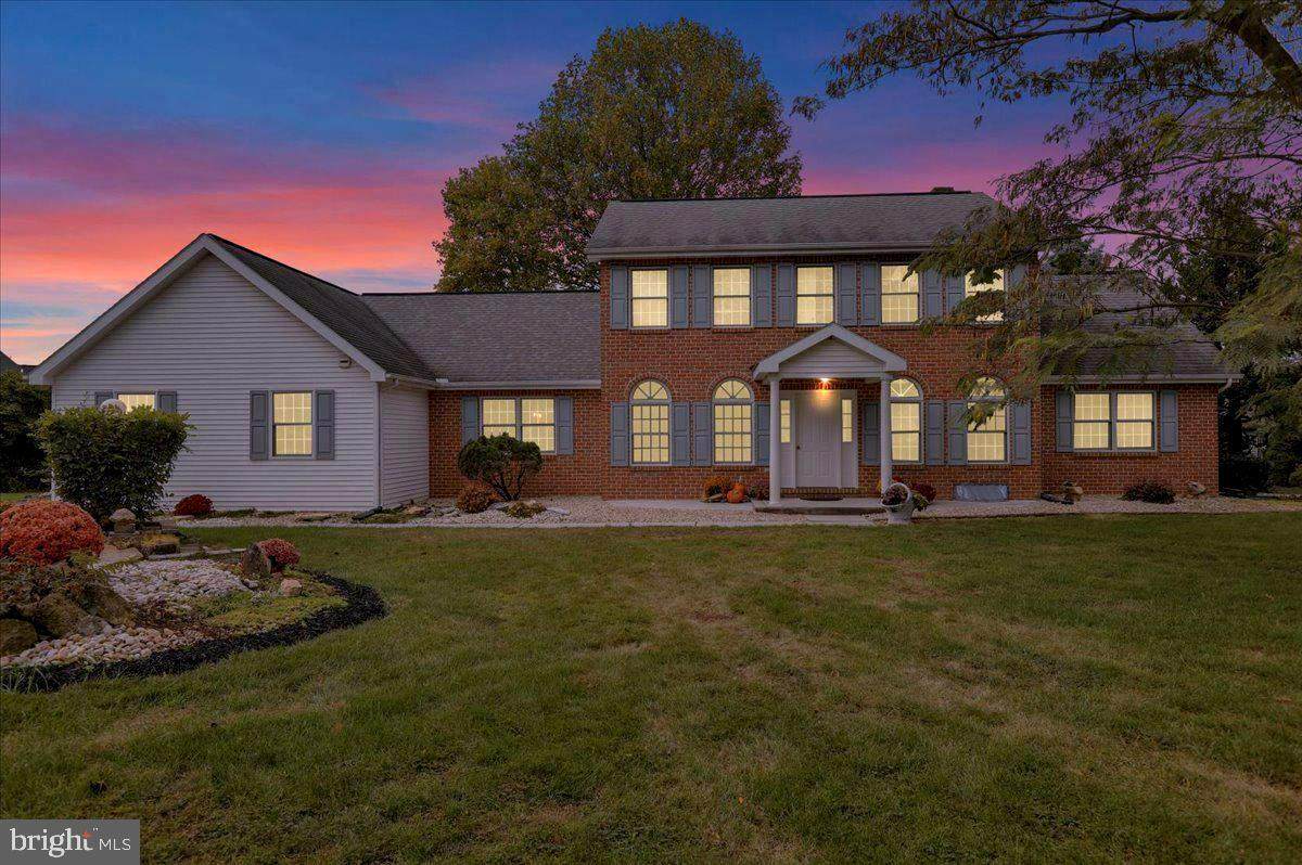 47 Norway Lane - Photo 1