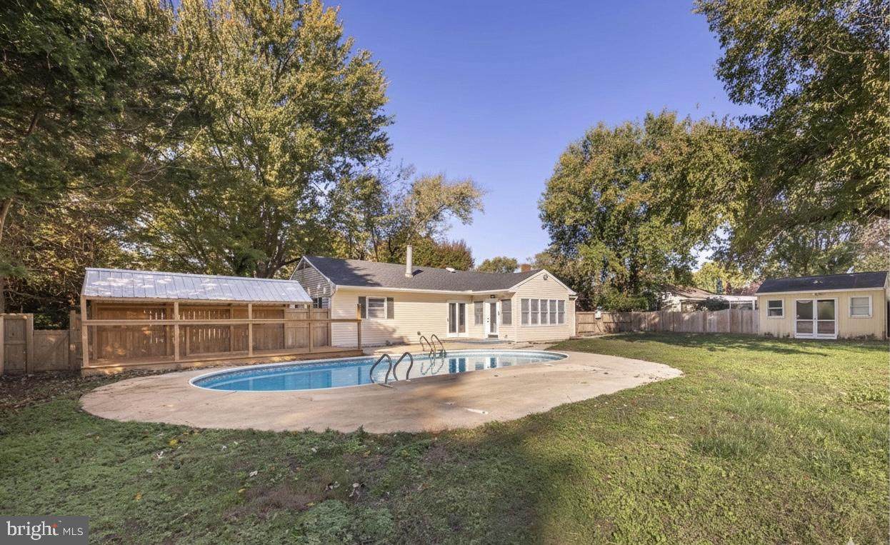 113 Montleau Avenue - Photo 1