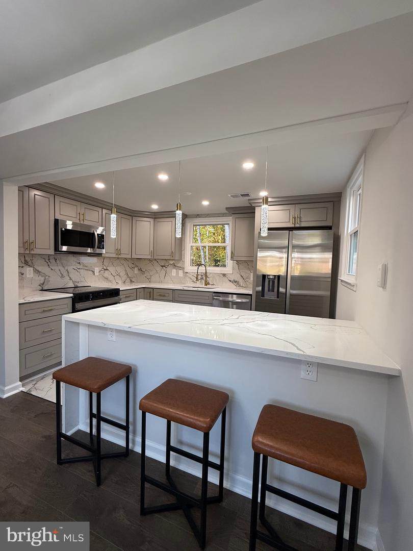 13014 Kerrydale Road - Photo 1