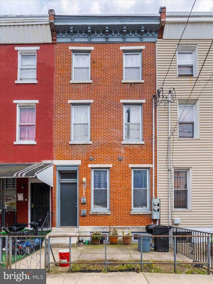 1812 Master Street - Photo 1