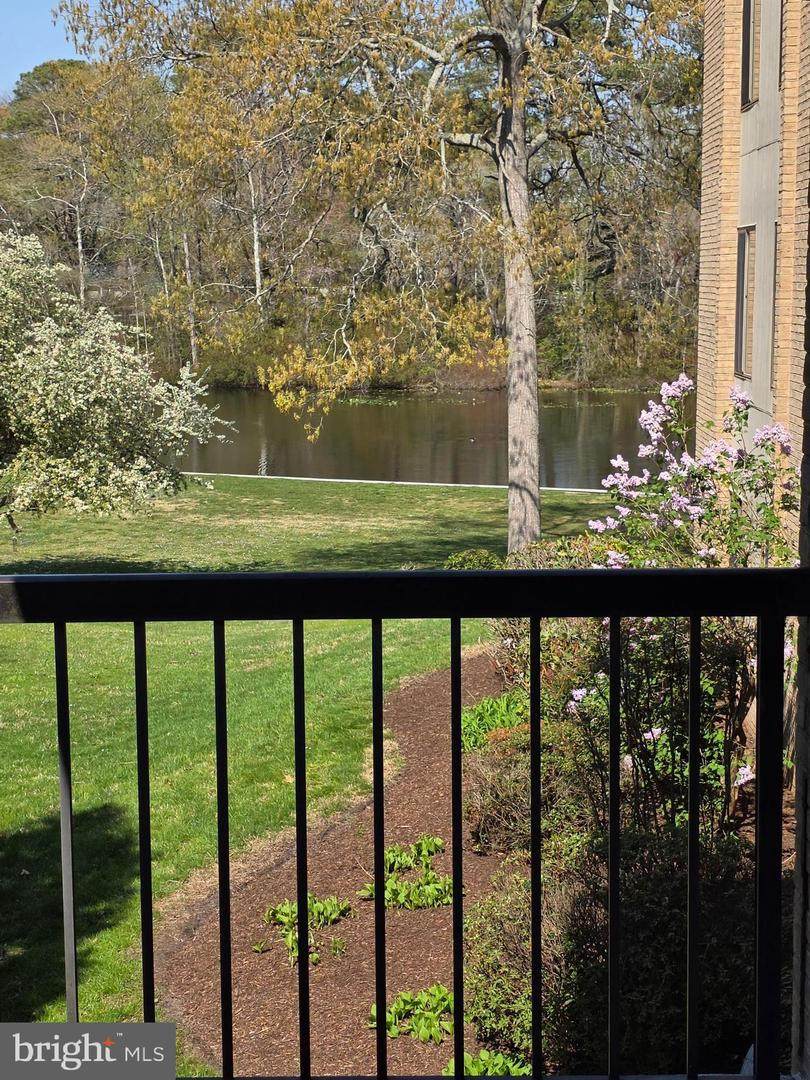 227 Canal Park Drive - Photo 1