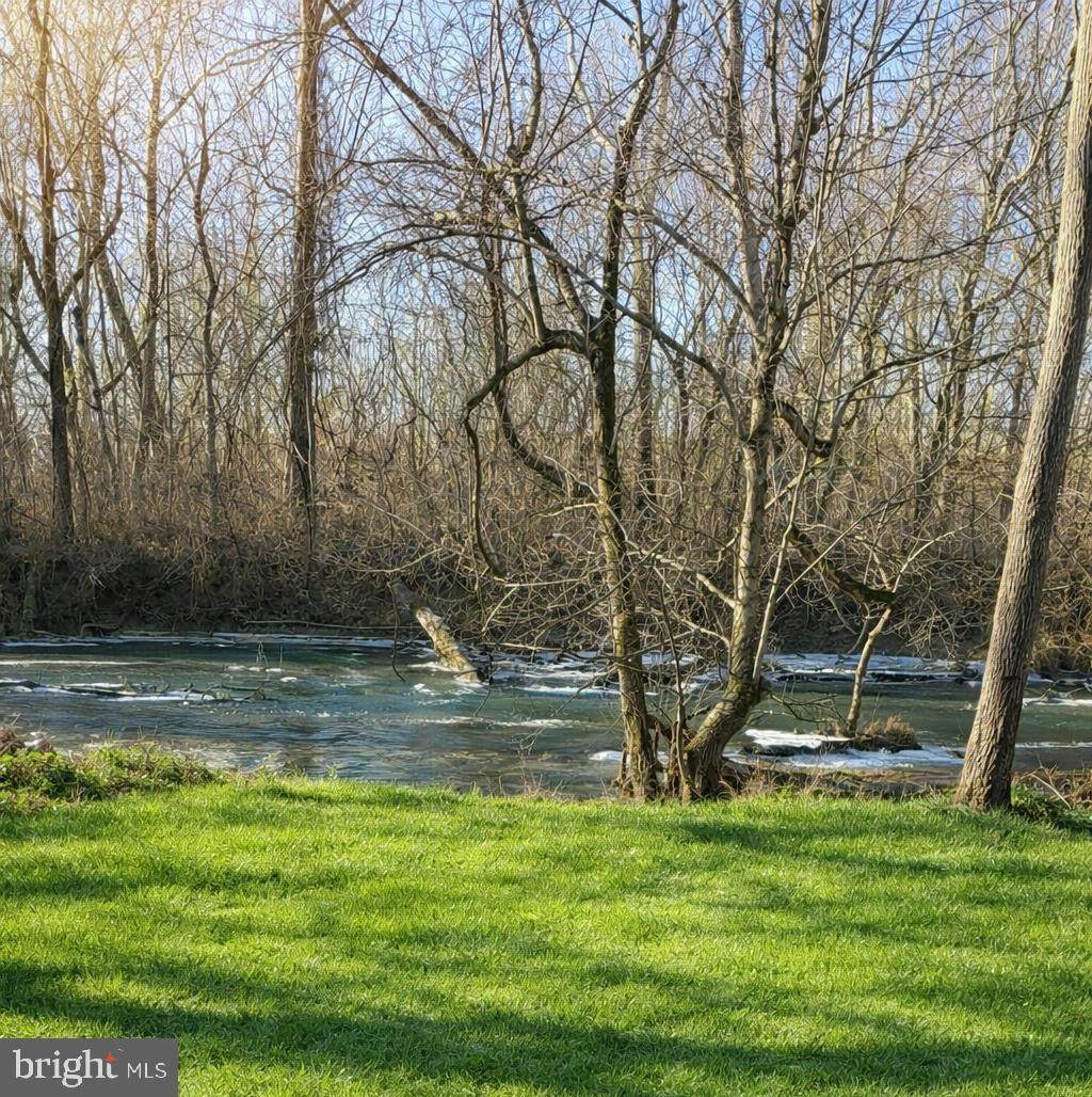 2044 Aquia Drive - Photo 1