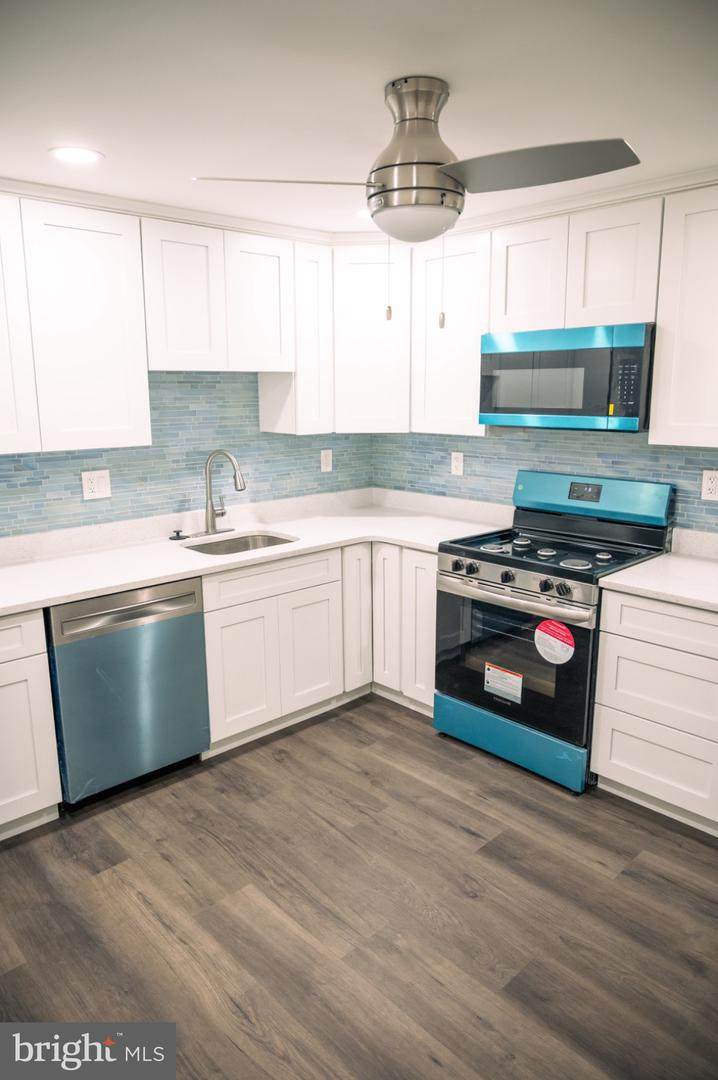 462 Locust Avenue - Photo 1