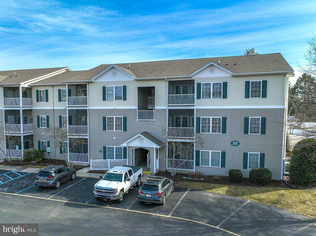 200 Pebble Drive - Photo 1