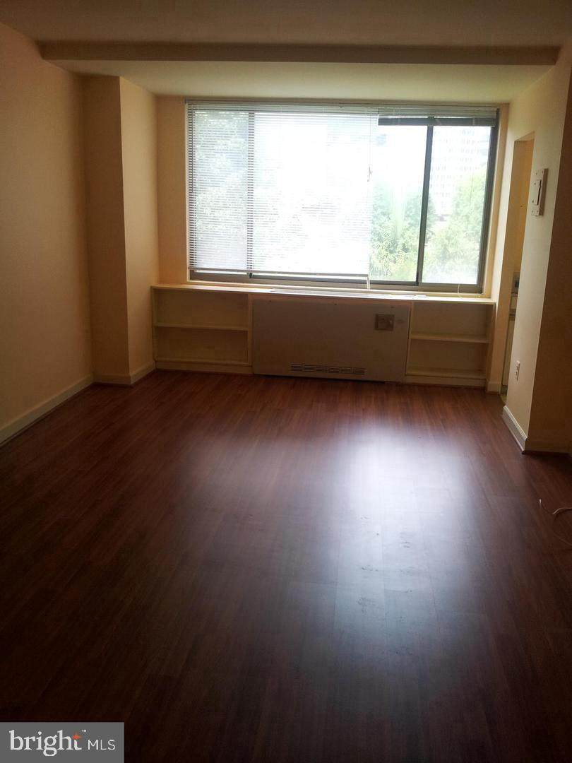 1111 Arlington Boulevard - Photo 1