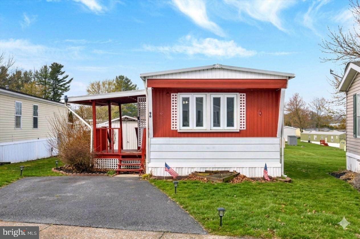 96 Buttonwood Drive - Photo 1