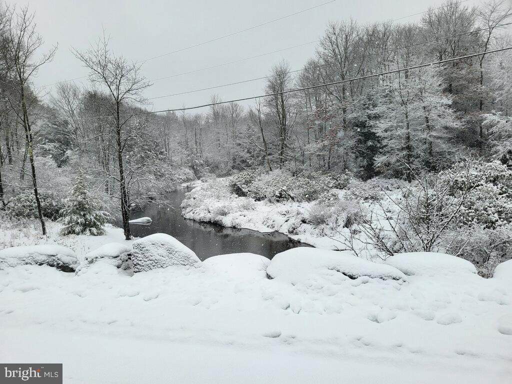 https://bt-photos.global.ssl.fastly.net/brightmls/1280_boomver_3_804539376834-2.jpg