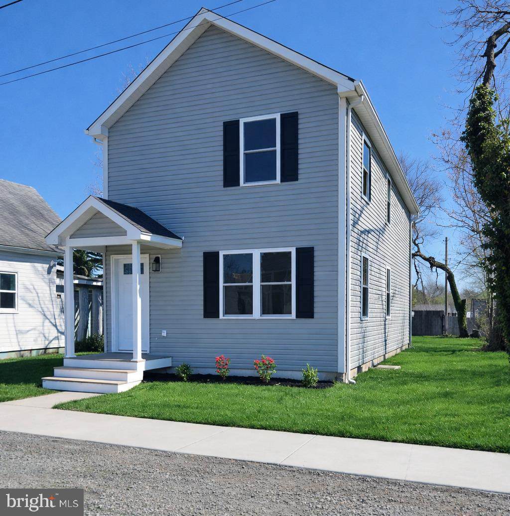 210 2ND Street - Photo 1