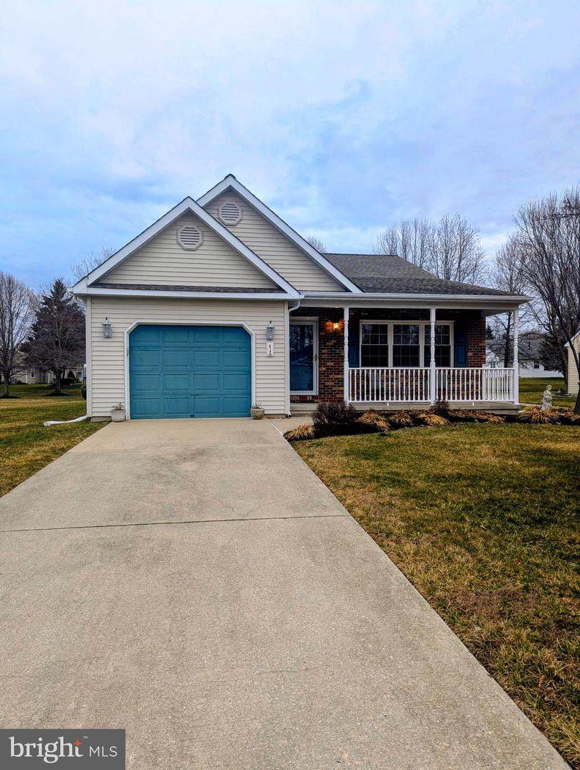 415 Country Way - Photo 1