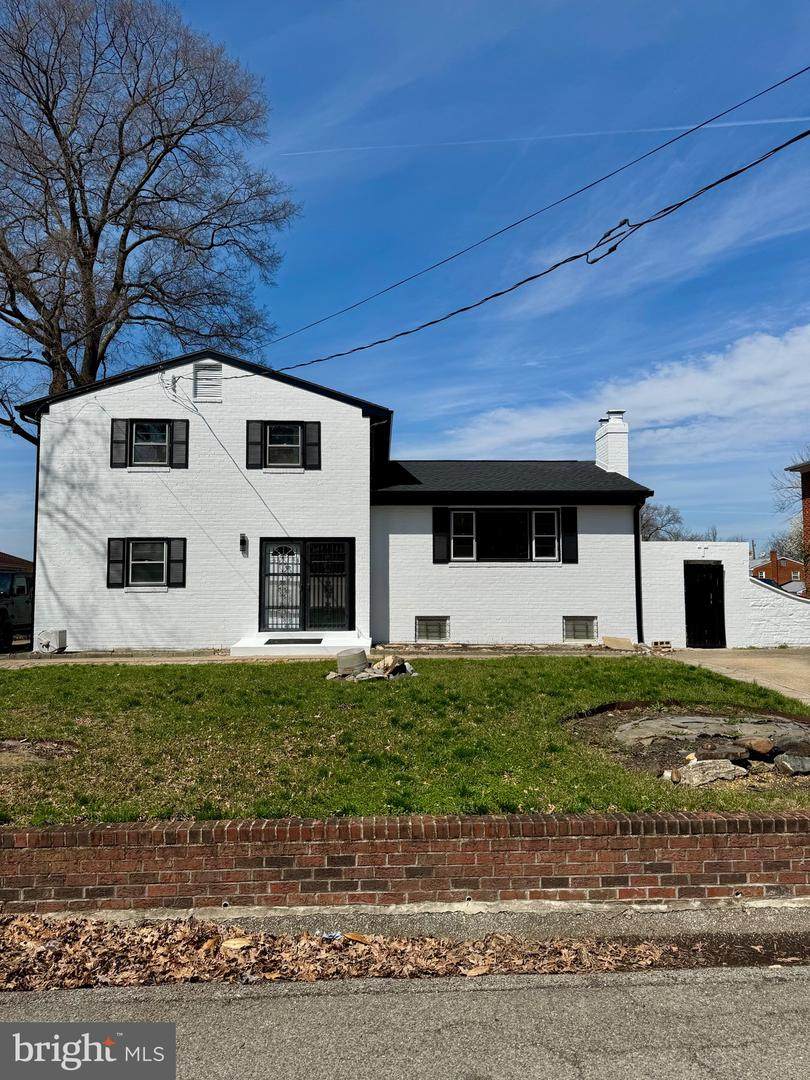 5009 Barto Avenue - Photo 1