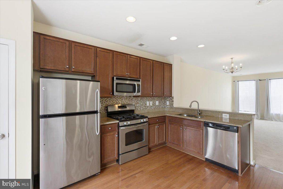 15704 John Diskin Circle - Photo 1