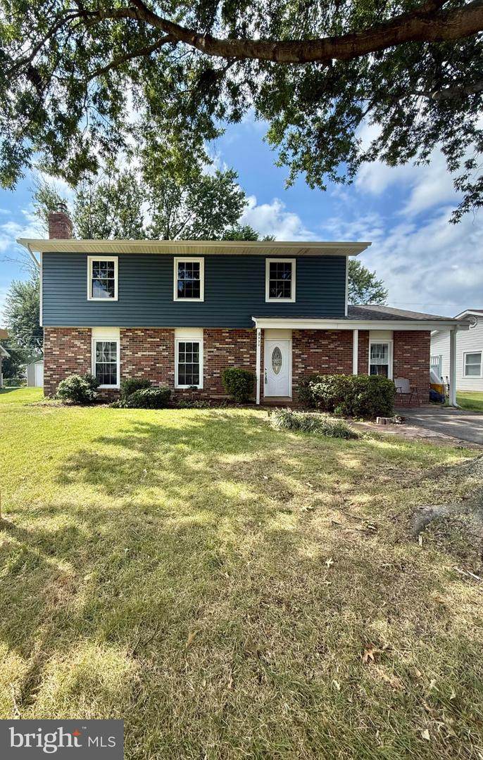 932 Winterhaven Drive - Photo 1