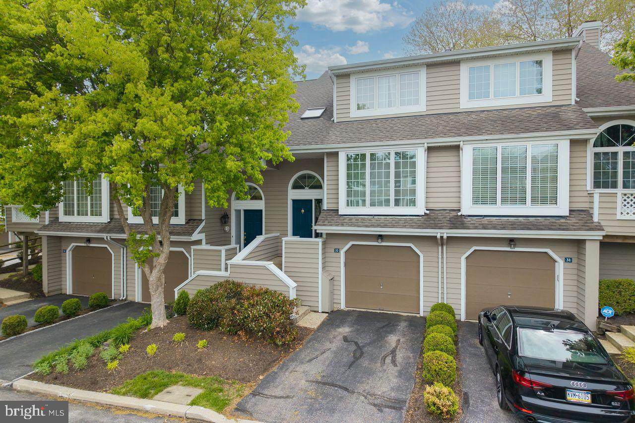 32 Cabot Court - Photo 1