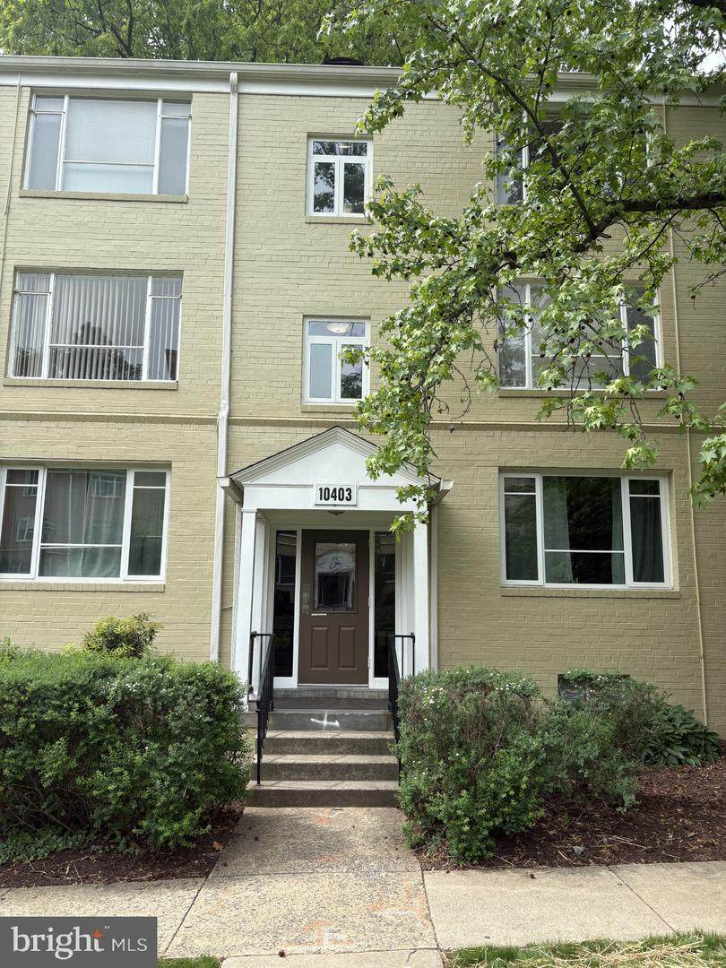 10403 Montrose Avenue - Photo 1