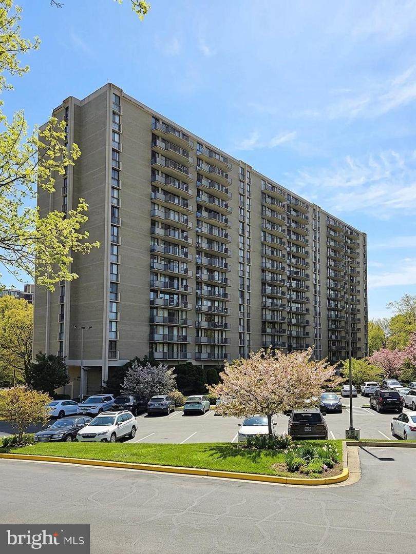 6100 Westchester Park Drive - Photo 1