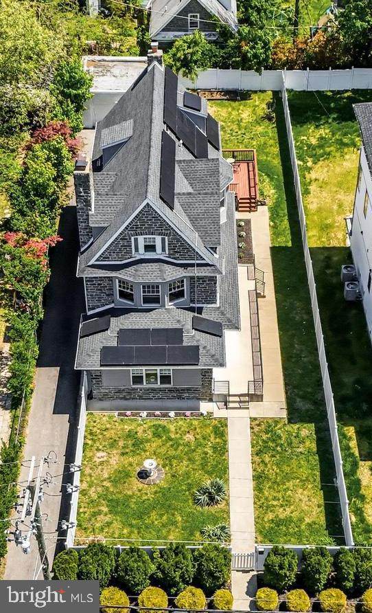 2227 54TH Street - Photo 1
