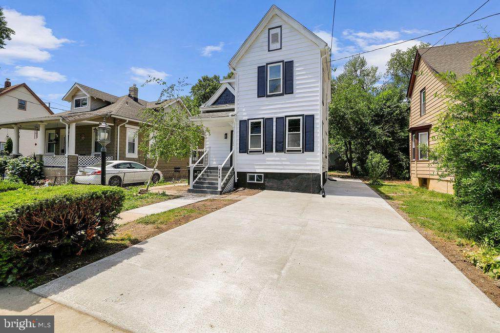 224 Olive Street - Photo 1