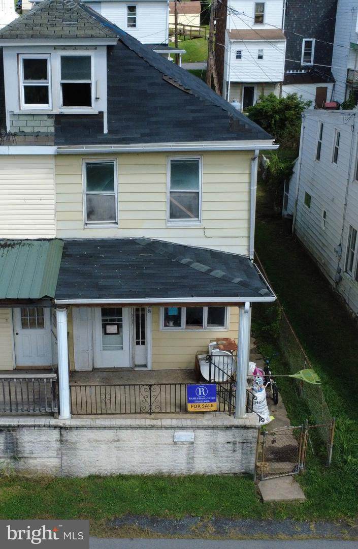 138 Railroad Street - Photo 1