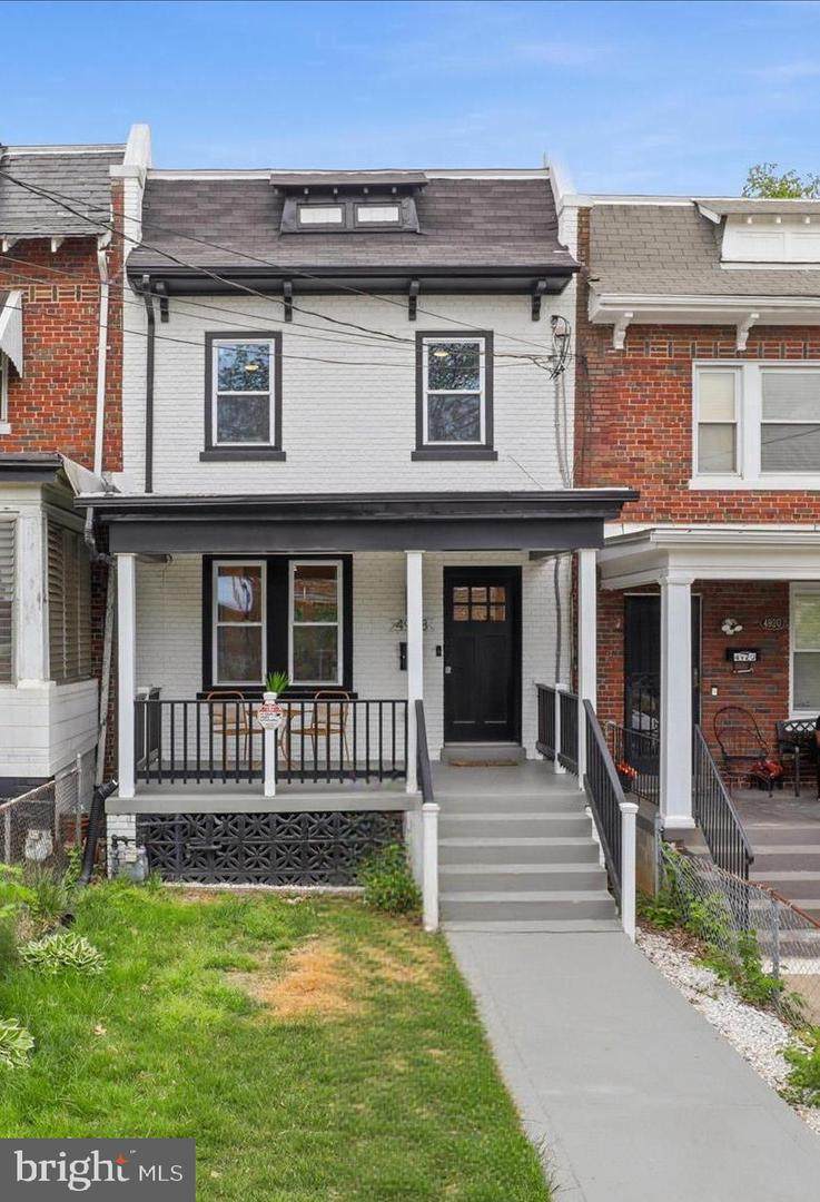 4918 4TH Street - Photo 1
