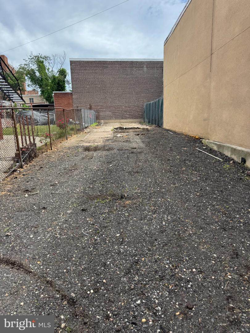230 Clinton Avenue - Photo 1