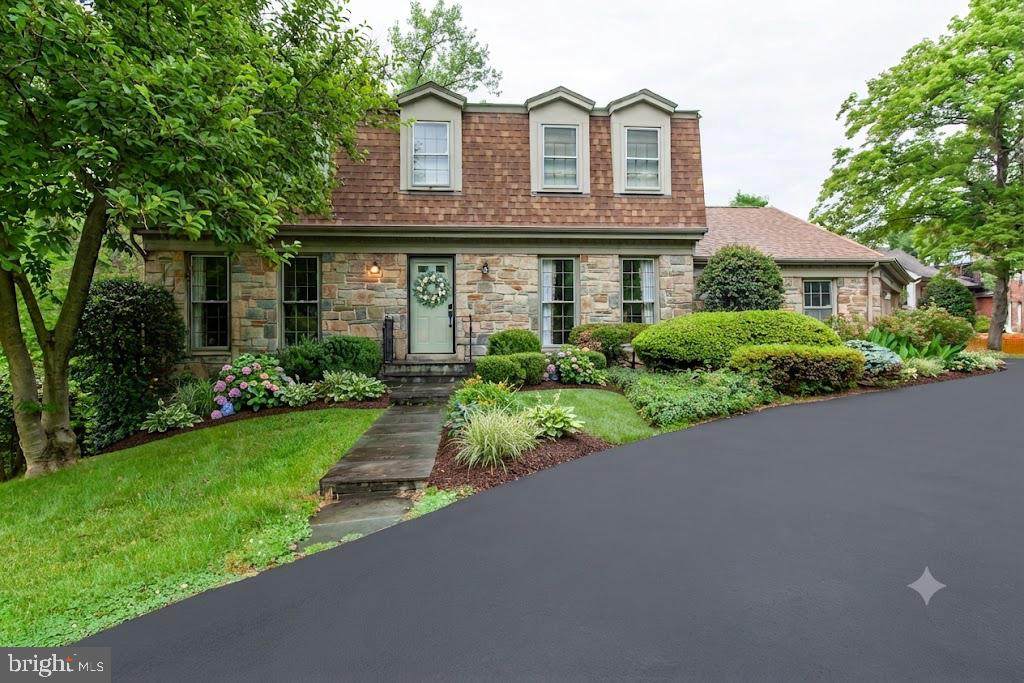 6034 Chesterbrook Road - Photo 1