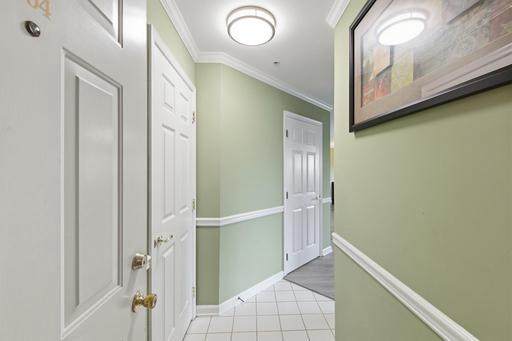 https://bt-photos.global.ssl.fastly.net/brightmls/orig_boomver_3_805242692172-2.jpg