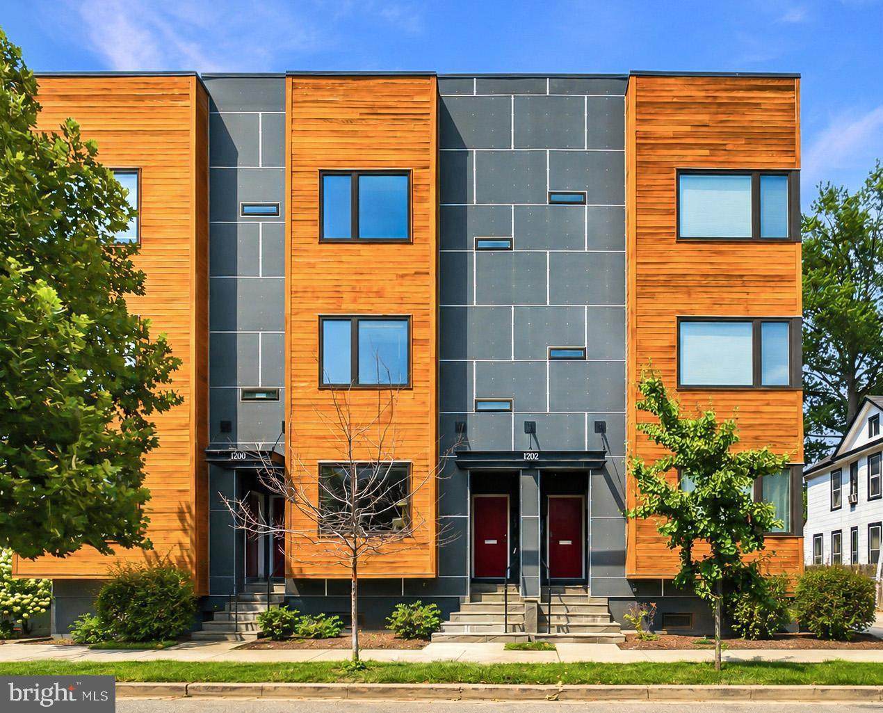 1202 Jackson Street - Photo 1