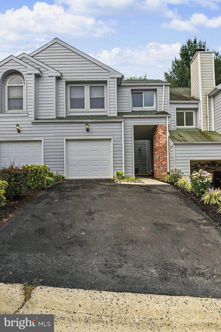 502 Paisley Place - Photo 1