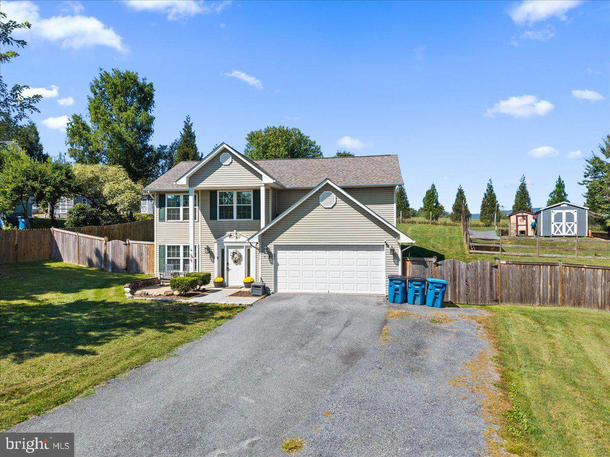 816 Burgess Court - Photo 1